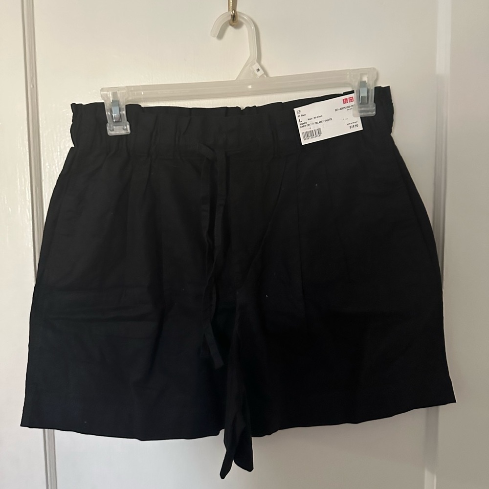 ✨3/$10✨ Uniqlo Black Shorts - NEW - linen cotton